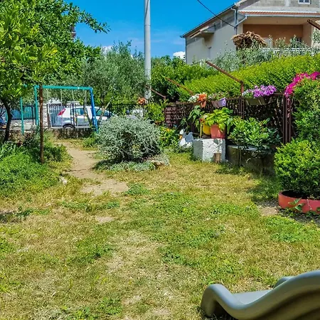 With A Parking Space Kastel Stafilic, - 14714 Apartamento