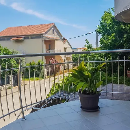 With A Parking Space Kastel Stafilic, - 14714 Apartamento Kaštela