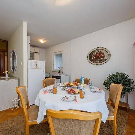 Appartamento With A Parking Space Kastel Stafilic, - 14714 *