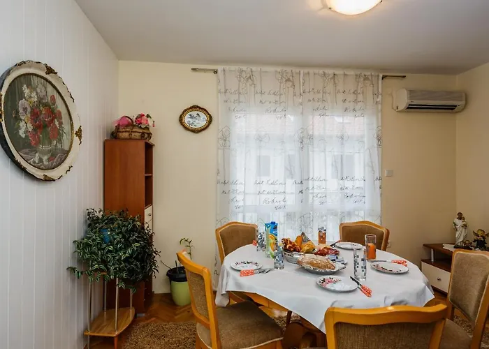 With A Parking Space Kastel Stafilic, - 14714 Apartamento Kaštela