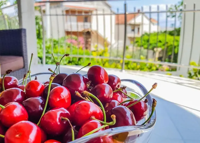 With A Parking Space Kastel Stafilic, - 14714